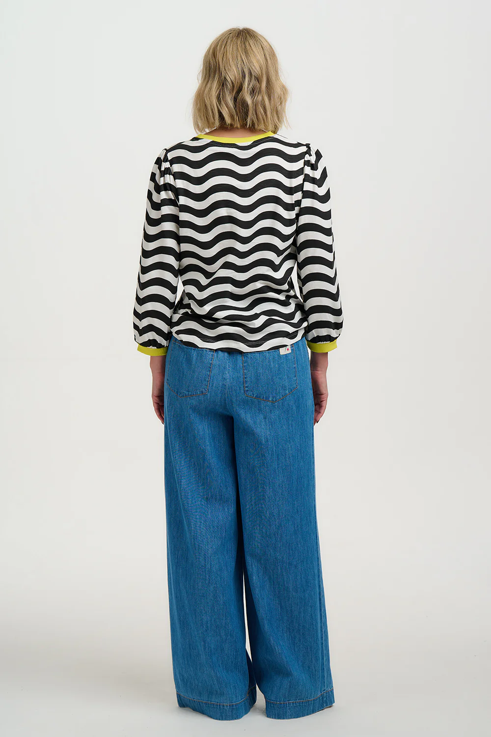 Kitty Jersey Top - Off White/Black, Monochrome Waves - Image 4