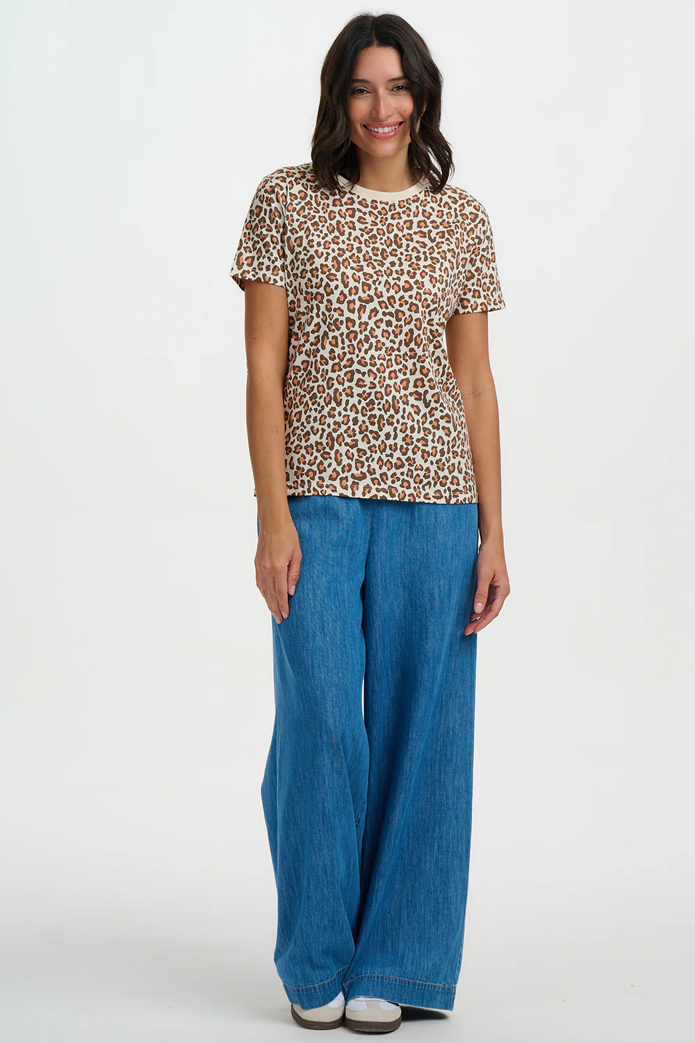 Maggie T-Shirt - Cream, Classic Leopard - Image 3