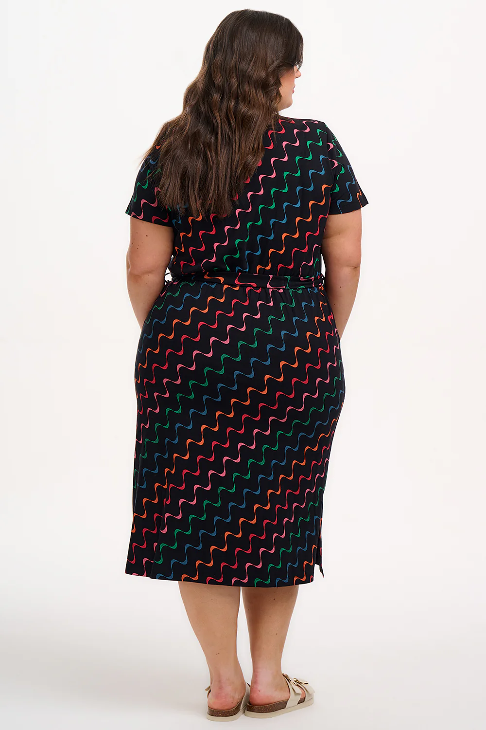 Mara V-Neck Jersey Midi Dress - Black/Multi, Undulating Waves - Image 3